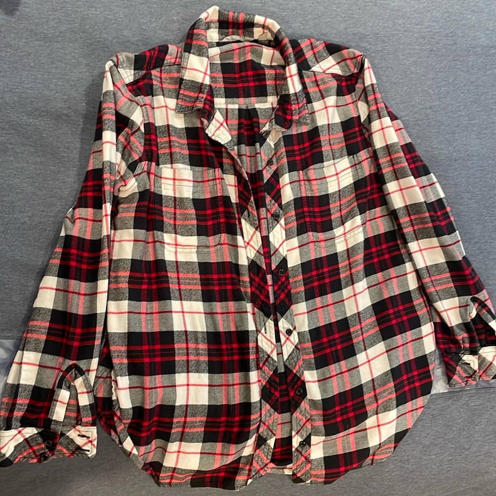 Athleta size large black and red flannel